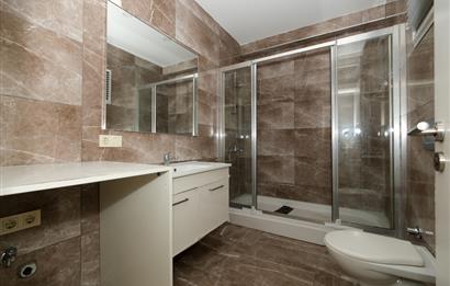 Feneryolu Fahrettin Kerim Gökay Caddesinde 115 m2 Net 3+1 Daire