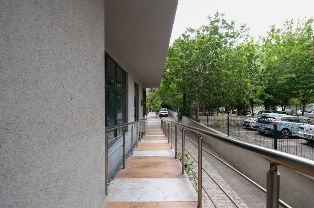 Feneryolu Fahrettin Kerim Gökay Caddesinde 115 m2 Net 3+1 Daire