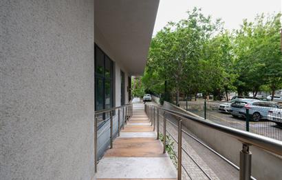 Feneryolu Fahrettin Kerim Gökay Caddesinde 115 m2 Net 3+1 Daire