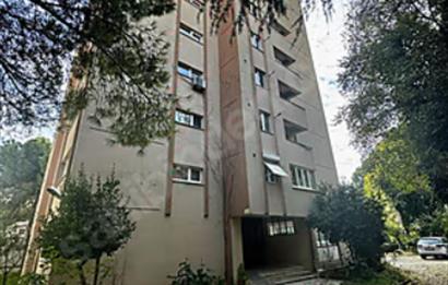 KOZYATAĞI PLAZALAR BÖLGESİNDE 160M2 3+45M2 SALONLU ÖZEL DEKORLU