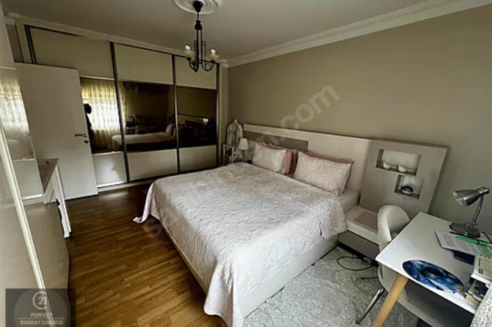 KOZYATAĞI PLAZALAR BÖLGESİNDE 160M2 3+45M2 SALONLU ÖZEL DEKORLU