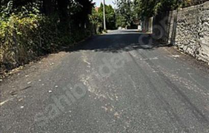 MAŞUKİYE DE VİLLA YAPIMINA UYGUN İMARLI ARSA HARİKA KONUMDA