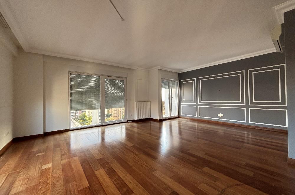 Ömerpaşa Caddesinde 3+2 Dubleks Daire 