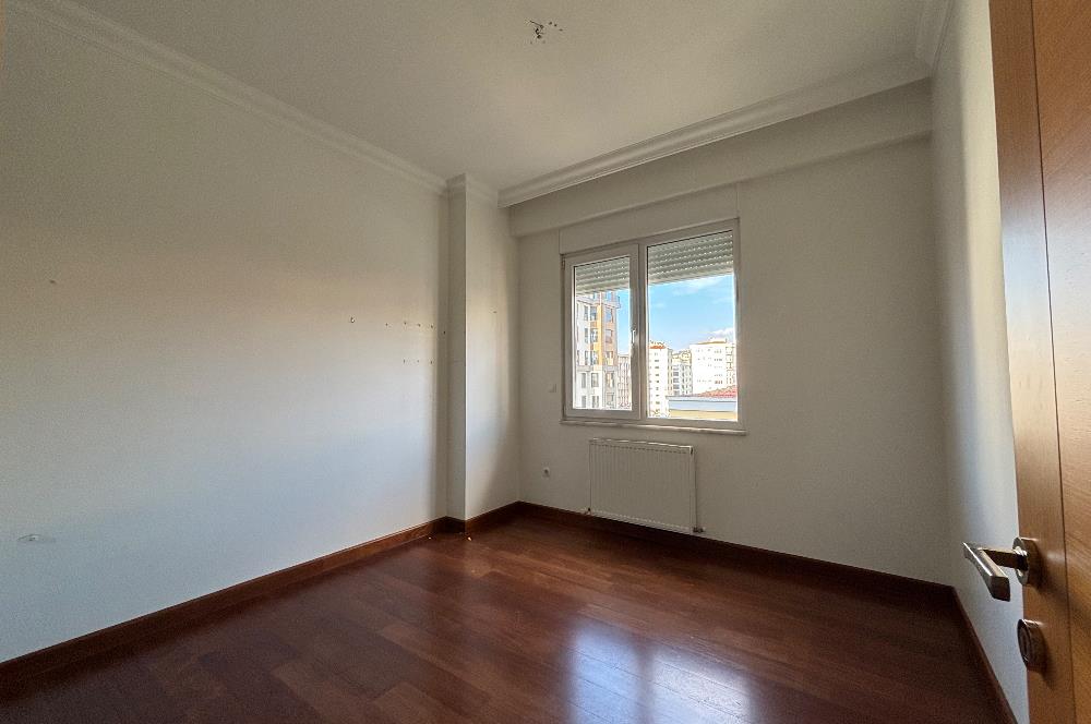 Ömerpaşa Caddesinde 3+2 Dubleks Daire 