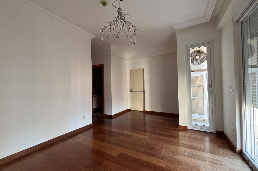 Ömerpaşa Caddesinde 3+2 Dubleks Daire 