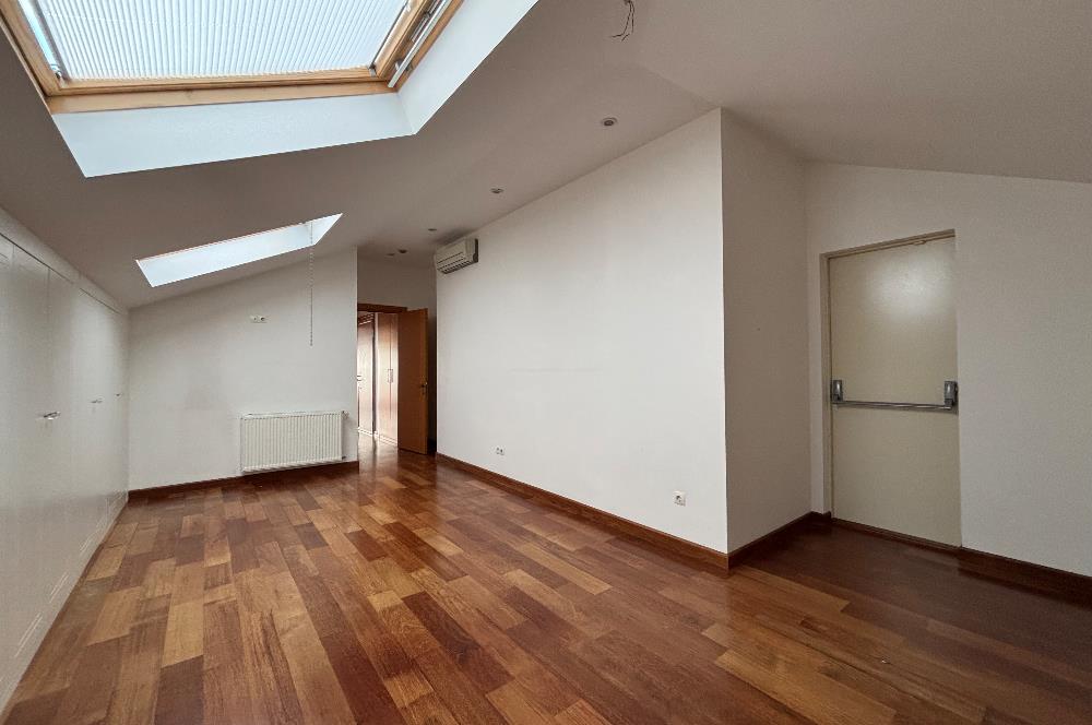 Ömerpaşa Caddesinde 3+2 Dubleks Daire 