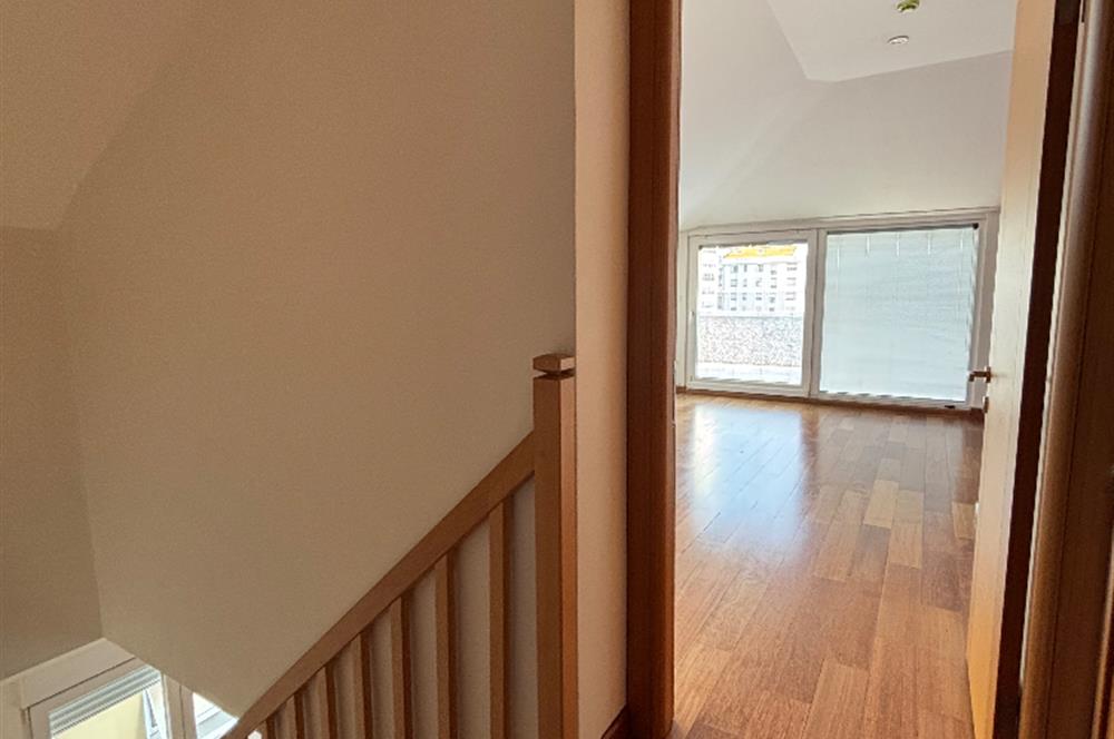 Ömerpaşa Caddesinde 3+2 Dubleks Daire 