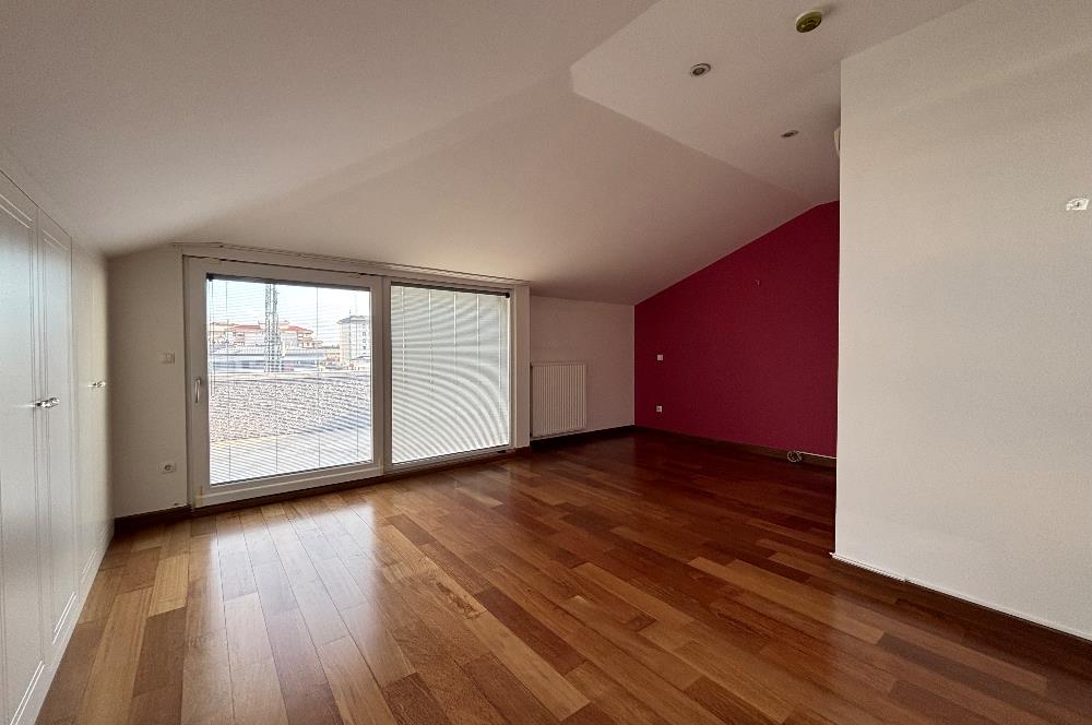 Ömerpaşa Caddesinde 3+2 Dubleks Daire 