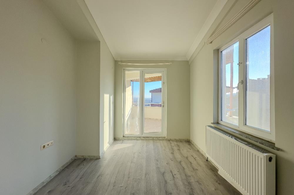 C21 LOCA'DAN 2. SAKARYA'DA SATILIK GENİŞ 3+1 DUBLEX DAİRE