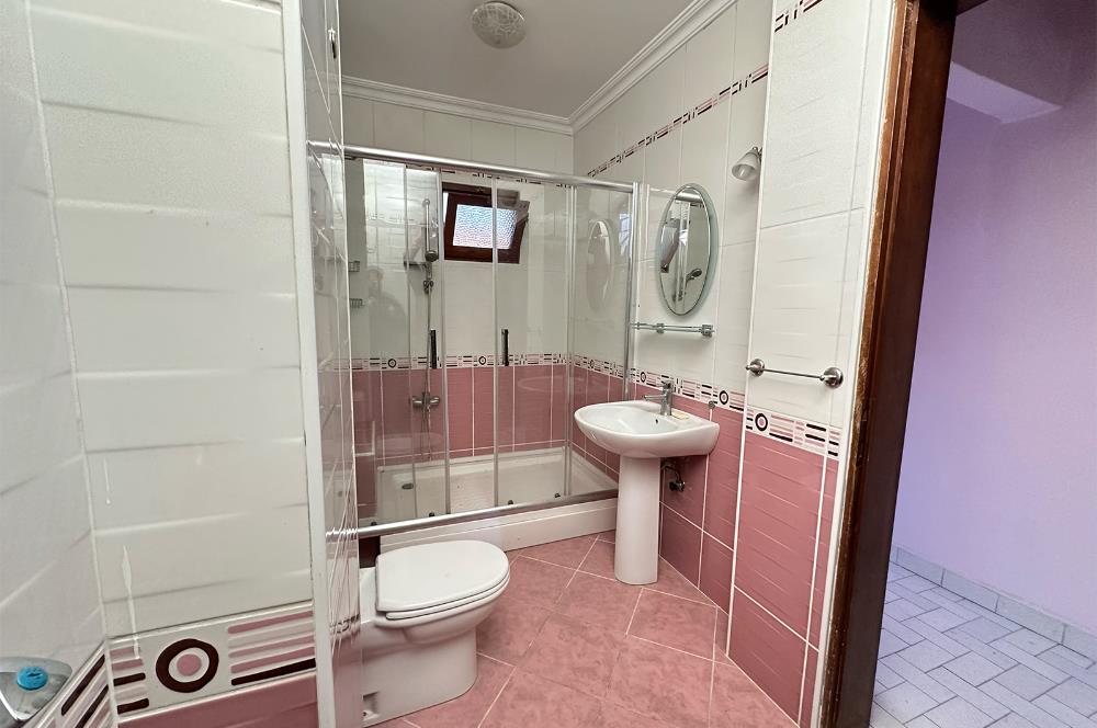 KOŞUYOLU SATILIK MÜSTAKİL İKİ KATLI EV