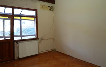 KOŞUYOLU SATILIK MÜSTAKİL İKİ KATLI EV