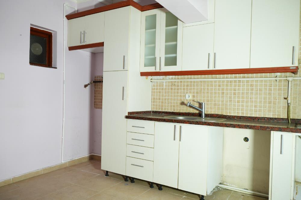 KOŞUYOLU SATILIK MÜSTAKİL İKİ KATLI EV