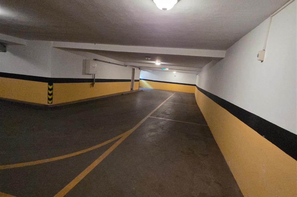 BAĞDAT CADDESİ, CADDEBOSTAN'DA 2+1 BÜYÜK DAİRE