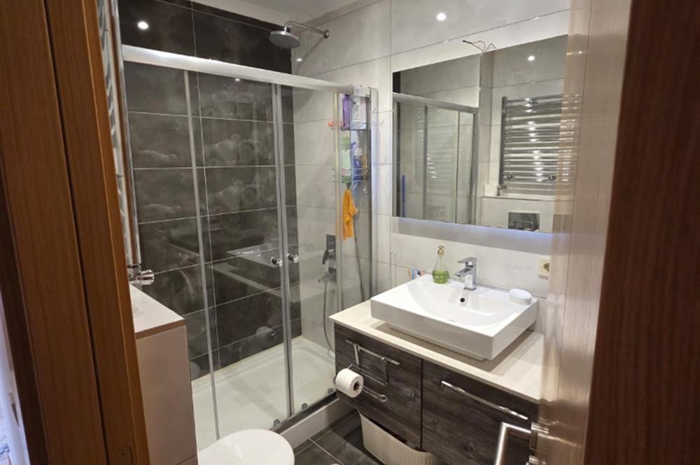 BAĞDAT CADDESİ, CADDEBOSTAN'DA 2+1 BÜYÜK DAİRE