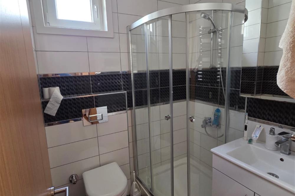 BAĞDAT CADDESİ, CADDEBOSTAN'DA 2+1 BÜYÜK DAİRE