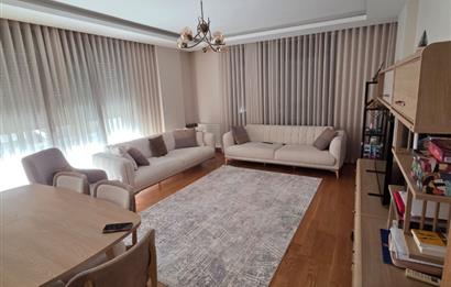 BAĞDAT CADDESİ, CADDEBOSTAN'DA 2+1 BÜYÜK DAİRE