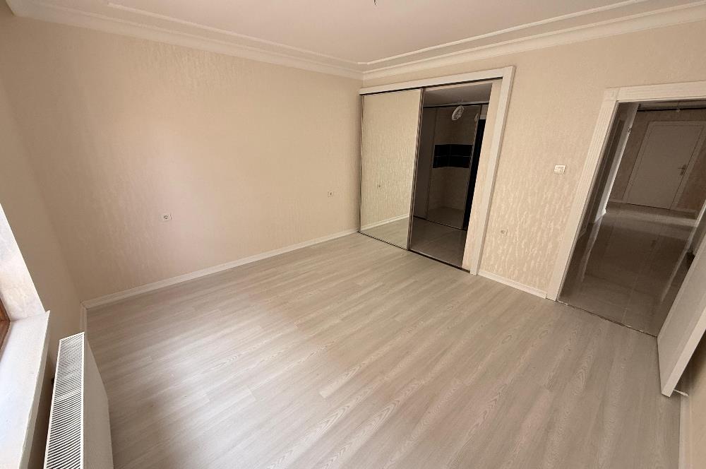 FUL YAPILI KALİTELİ MALZEME ARA KAT ASANSÖRLÜ LÜKS 3+1 BOŞ HEMEN