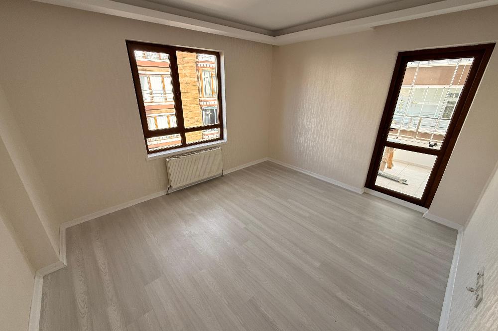 FUL YAPILI KALİTELİ MALZEME ARA KAT ASANSÖRLÜ LÜKS 3+1 BOŞ HEMEN