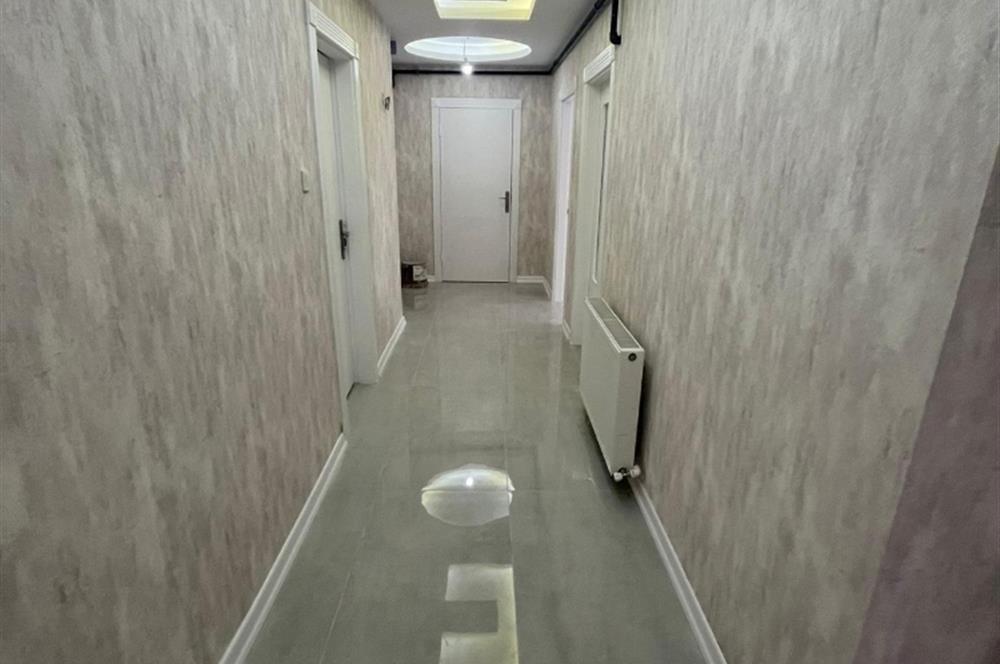 FUL YAPILI KALİTELİ MALZEME ARA KAT ASANSÖRLÜ LÜKS 3+1 BOŞ HEMEN