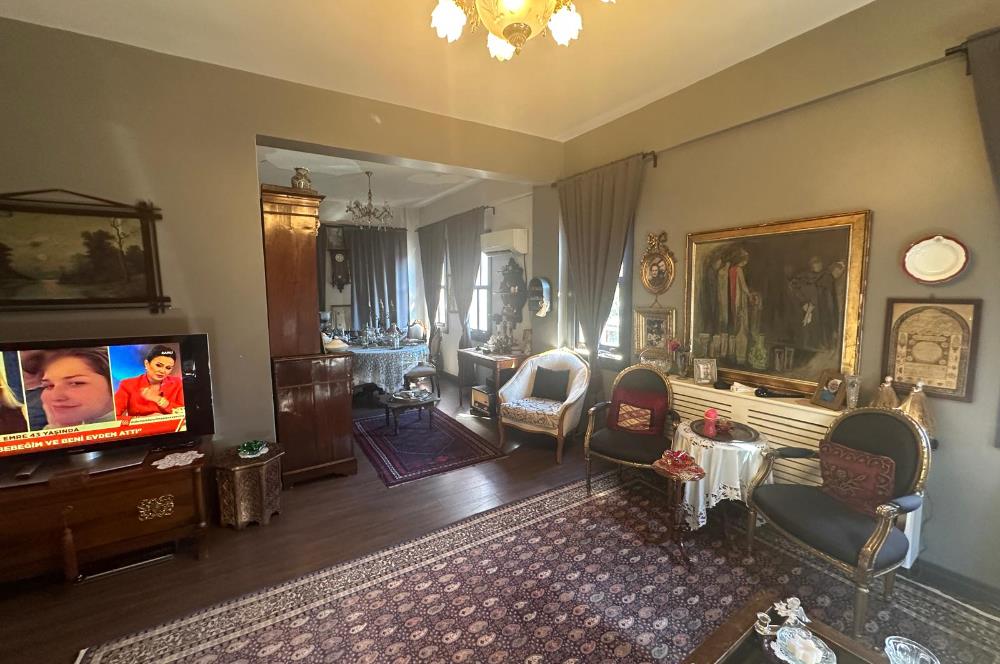 ANADOLU HİSARINDA SATILIK KÖŞK