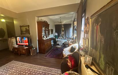 ANADOLU HİSARINDA SATILIK KÖŞK