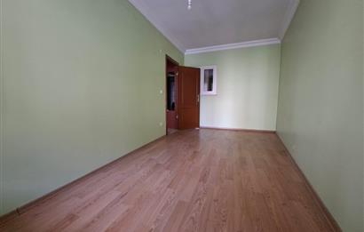 ESATPAŞADA ASANSÖRLÜ BİNADA FERAH VE KULLANIŞLI 2+1 DAİRE