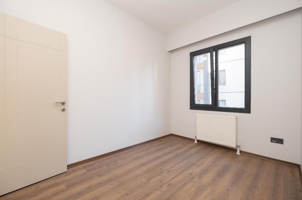 YALI MAHALLESİ'NDE 3+1 90m2 3.KAT OTOPARKLI LÜKS SIFIR DAİRE