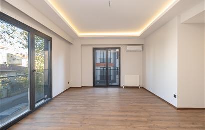 YALI MAHALLESİ'NDE 3+1 90m2 3.KAT OTOPARKLI LÜKS SIFIR DAİRE