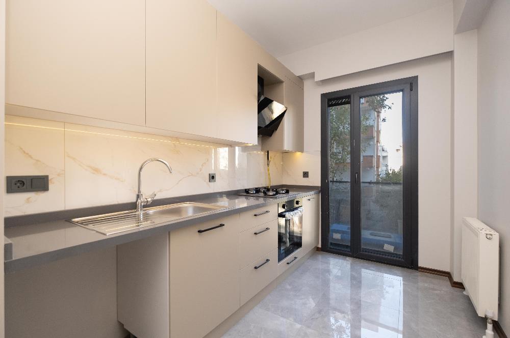 YALI MAHALLESİ'NDE 3+1 90m2 3.KAT OTOPARKLI LÜKS SIFIR DAİRE