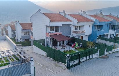 C21 LOCA'DAN KUVAYİ MİLLİYE'DE SATILIK 4+2 TRİPLEKS VİLLA