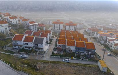 C21 LOCA'DAN KUVAYİ MİLLİYE'DE SATILIK 4+2 TRİPLEKS VİLLA