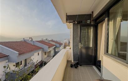 C21 LOCA'DAN KUVAYİ MİLLİYE'DE SATILIK 4+2 TRİPLEKS VİLLA