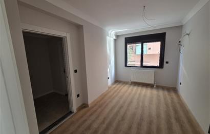 Minibüs Cad.Çemenzar Satılık 3+1 Daire