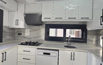 BODRUM MERKEZ YENİ TADİLATLI SIFIR 2+1 EŞYALI KİRALIK DAİRE