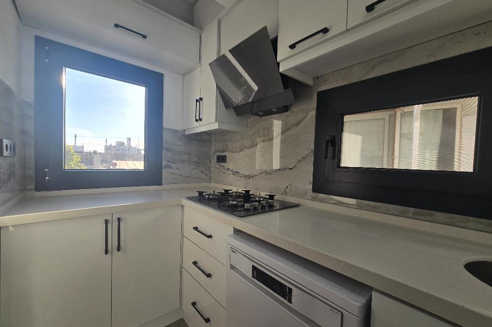 BODRUM MERKEZ YENİ TADİLATLI SIFIR 2+1 EŞYALI KİRALIK DAİRE