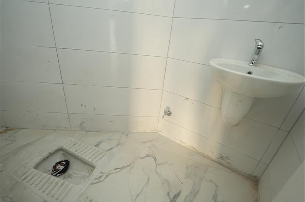 C21 Cius; Perşembe Pazarı Civarı 3 Cepheli 3+1 145 m2 Daire