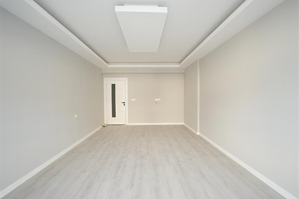 C21 Cius; Perşembe Pazarı Civarı 3 Cepheli 3+1 145 m2 Daire