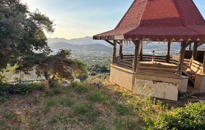Bodrum Bağla’da Satılık Deniz manzaralı 3+2 Bahçe Katı Daire