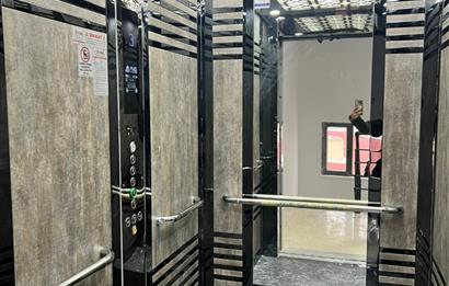 BAHÇELİEVLER'DE GÖL MANZARALI SIFIR 2+1 SATILIK DAİRE