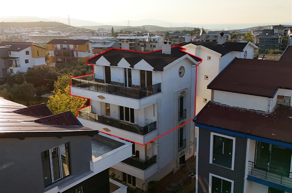 C21 Cius; Müstakil Girişli 4+1 Havuzlu 190 M2 Çatı Dubleksi