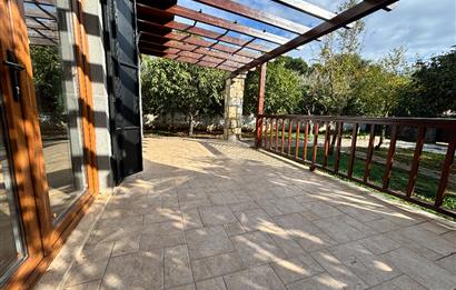 BODRUM KADIKALESİNDE DENİZE YÜRÜME MESAFESİNDE MEYVE AĞAÇLARI İÇERİSİNDE  MÜSTAKİL VİLLA