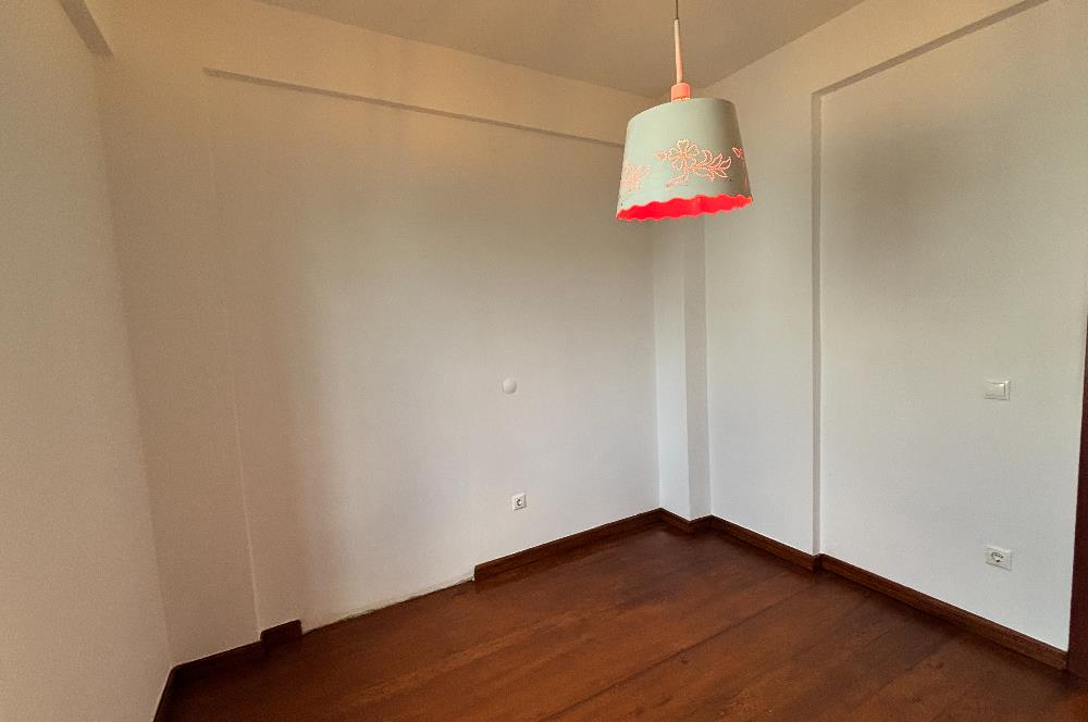 BODRUM KADIKALESİNDE DENİZE YÜRÜME MESAFESİNDE MEYVE AĞAÇLARI İÇERİSİNDE  MÜSTAKİL VİLLA