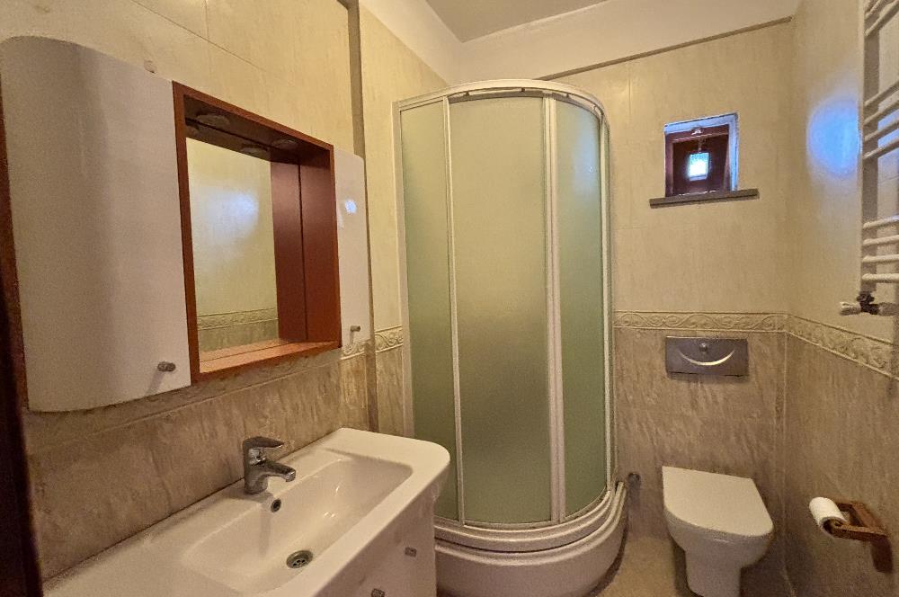 BODRUM KADIKALESİNDE DENİZE YÜRÜME MESAFESİNDE MEYVE AĞAÇLARI İÇERİSİNDE  MÜSTAKİL VİLLA