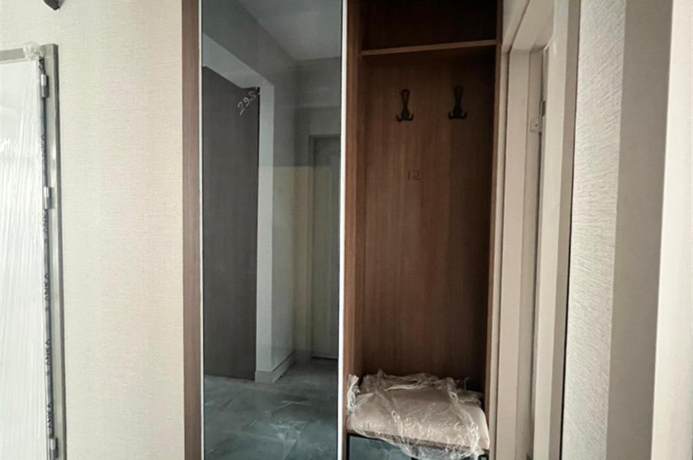 BAHÇELİEVLER'DE GÖL MANZARALI SIFIR 2+1 SATILIK DAİRE