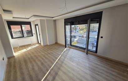 Minibüs Cad.Çemenzar Satılık 3+1 Daire