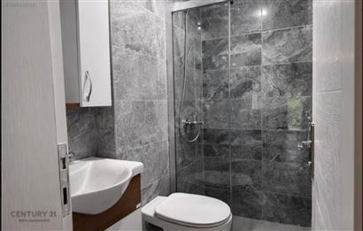 Bodrum Eskiçeşmede, Marinaya Yürüme Mesafesinde Bahçe Katı