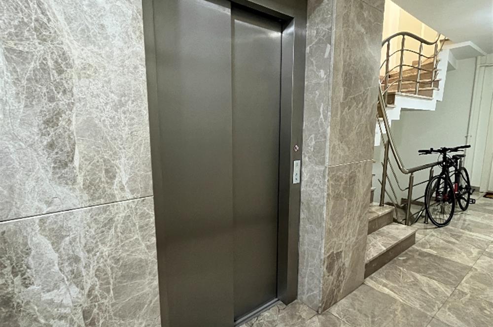 KALAMIŞ PARKINA YÜRÜME MESAFESİNDE 2+1 SATILIK DAİRE