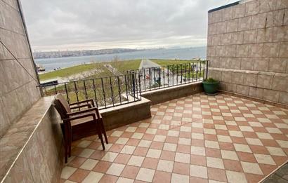 KABATAŞ’TA AÇIK DENİZ MANZARALI TERASLI GENİŞ DAİRE