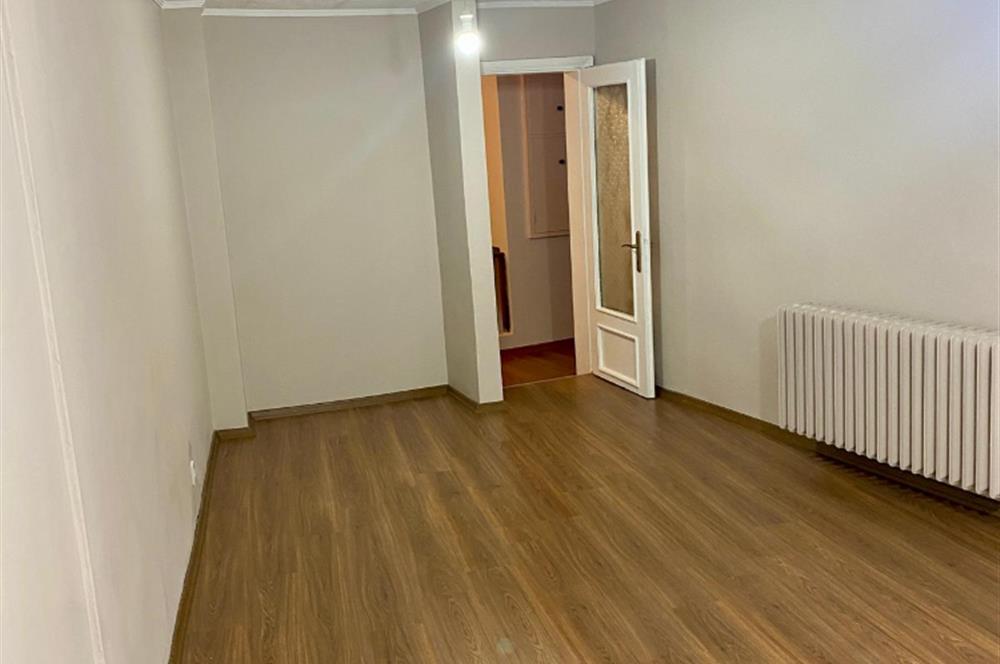 KABATAŞ’TA AÇIK DENİZ MANZARALI TERASLI GENİŞ DAİRE