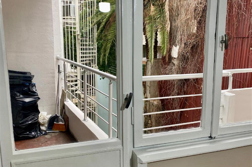 KABATAŞ’TA AÇIK DENİZ MANZARALI TERASLI GENİŞ DAİRE